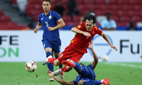 'Việt Nam phải mổ xẻ sau AFF Cup, thay đổi cách làm bóng đá'