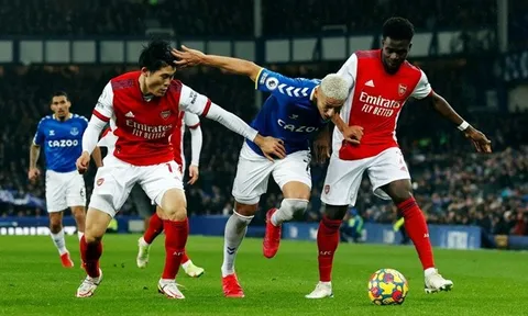 Vòng 15 Premier League: Bài ca Conte, Arsenal ôm hận bởi trùm ngược dòng
