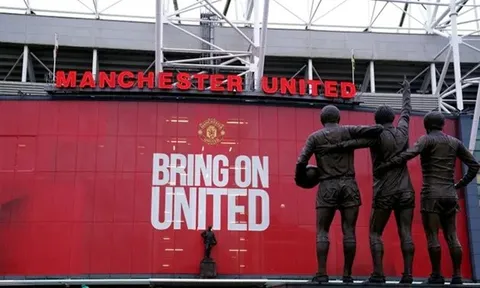 Vụ đổi chủ khiến Man Utd rối loạn