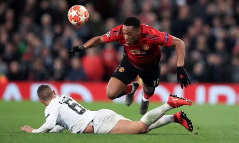 Thương vụ lật kèo sai lầm của Man Utd