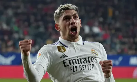 Vượt khó trước Osasuna, Real 'phả hơi nóng' vào Barcelona