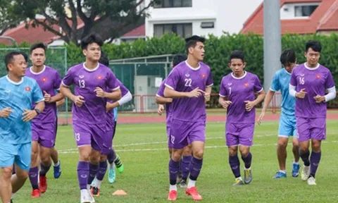 Tuyển Việt Nam sẽ chơi tổng lực