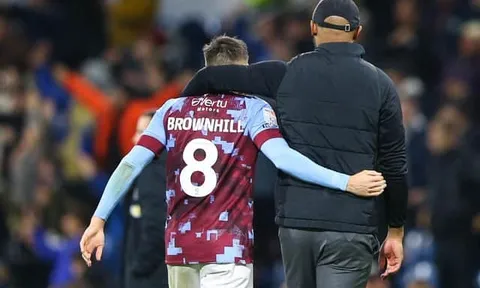 Bất mãn với Kompany, ngôi sao trưởng thành từ Carrington quyết rời đi