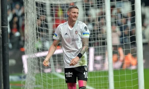 Weghorst là chữ ký hoàn hảo cho Man Utd nhờ 3 cái tên