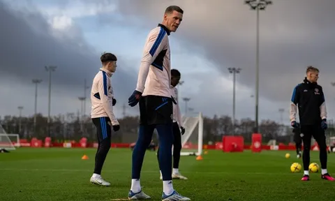 Weghorst sẽ là cơn ác mộng với Crystal Palace