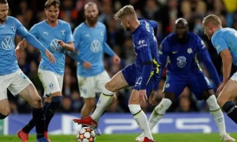Werner làm Lukaku thất vọng, sao Chelsea kiếm penalty lè lưỡi cười