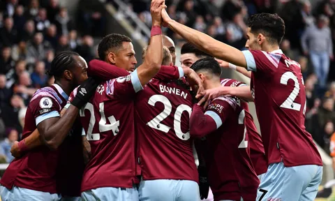 West Ham cần cải thiện tình hình nhanh chóng