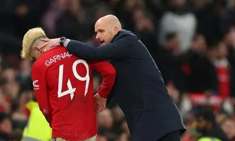 Ten Hag tiết lộ câu nói giải phóng Garnacho