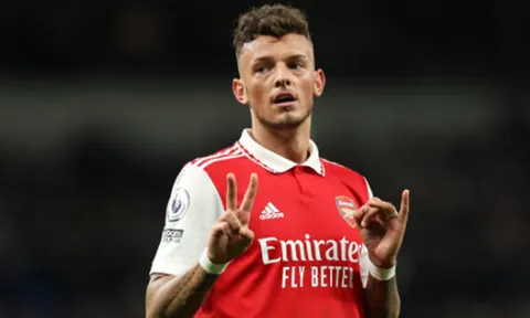 "Arsenal sẽ không vô địch, M.U sẽ về nhì"