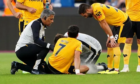 Wolves khiến nhiều ông lớn rụt rè