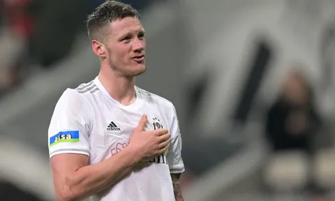 Hé lộ thời điểm Weghorst có thể đá trận ra mắt Man Utd