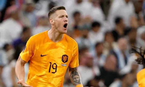 Wout Weghorst nói gì với Besiktas khi được M.U chiêu dụ?