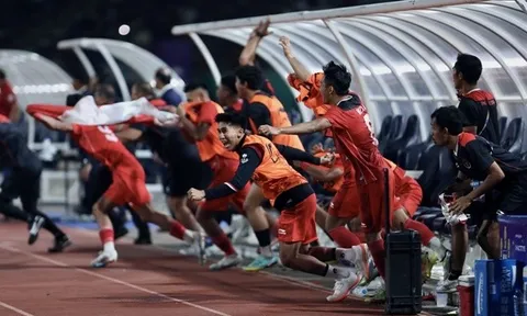 Cảm xúc vỡ òa khi U22 Indonesia vô địch SEA Games 32