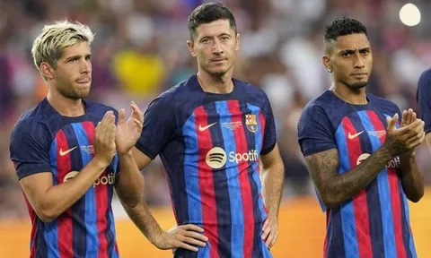 Khủng hoảng tài chính vẫn phủ bóng đen lên Barca