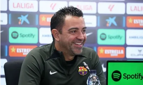 Xavi: "Một tài năng phi thường"