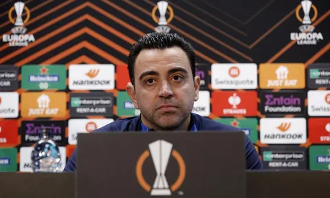 4 cầu thủ Man Utd khiến Xavi phải công khai dè chừng