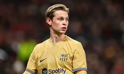 Xavi ngả mũ với Frenkie de Jong