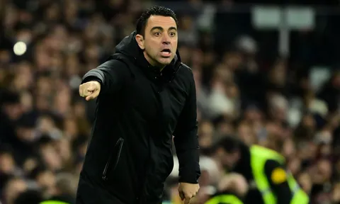 Xavi phá vỡ kỷ lục của Pep Guardiola cùng Barcelona