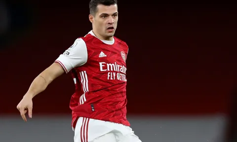 Khả năng đá phạt của Xhaka ra sao so với Ronaldo, Messi?