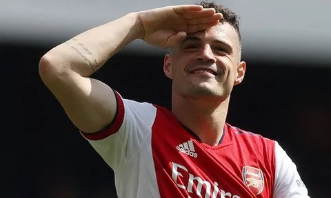 Trong 72 giờ, Arsenal ra thông báo một thương vụ quan trọng