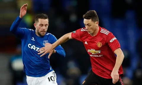 Matic lên tiếng sau khi "đi đường quyền" với Bruno Fernandes