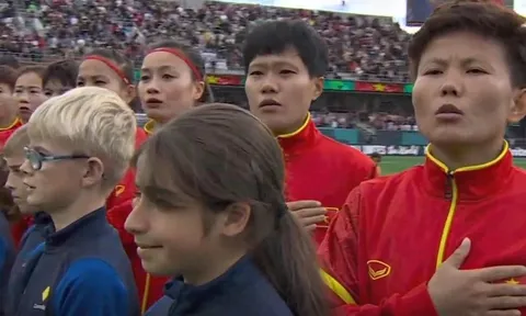 Xúc động khoảnh khắc Quốc ca Việt Nam vang lên ở đấu trường World Cup