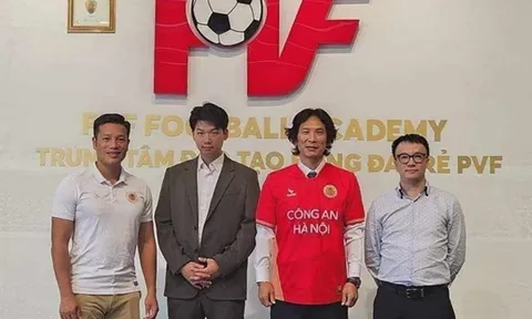 Mức lương khó tin của HLV Hàn Quốc tại CAHN