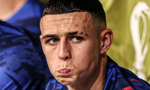 Phil Foden rời tuyển Anh vì phải phẫu thuật khẩn cấp