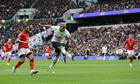 Richarlison gây ấn tượng sau khi chỉ trích HLV Conte