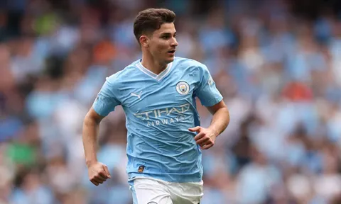 Bán Julian Alvarez, Man City mở đường đón chân sút 120 triệu bảng