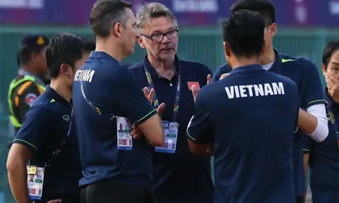 Báo Indo: "Việt Nam nhìn chúng ta thôi đã toát mồ hôi lạnh"