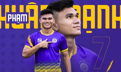 Tuyển thủ Việt Nam ký hợp đồng mới, phí lót tay cực khủng
