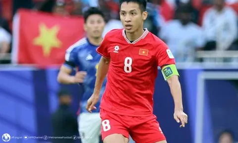 Đỗ Hùng Dũng: "Không ai gọi các bạn là cầu thủ trẻ nữa"