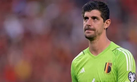 Courtois bỏ tuyển là cái tát đau cho thế hệ vàng bóng đá Bỉ