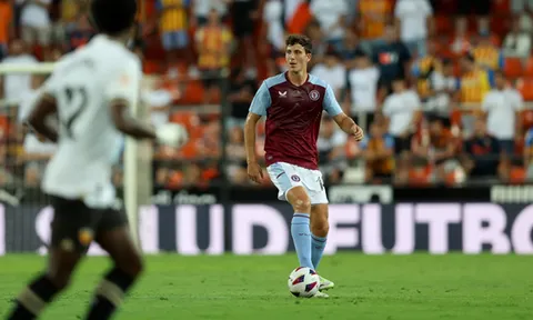 Carragher kinh ngạc với tân binh chất lượng của Emery