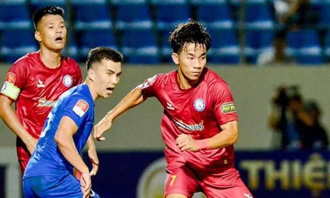Đánh bại đối thủ, HLV V-League tuyên bố "gặp may"