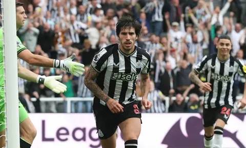 Agbonlahor: "Hãy loại bỏ Sandro Tonali"