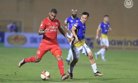 CAHN lật kèo SLNA vụ tiền đạo hay nhất mùa trước?