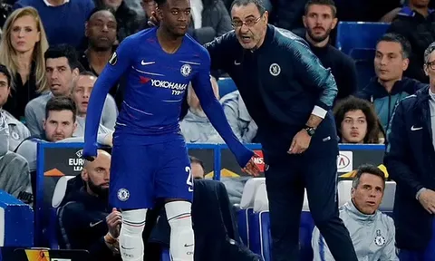 Rời Chelsea, sao chạy cánh chuẩn bị tái hợp HLV Sarri
