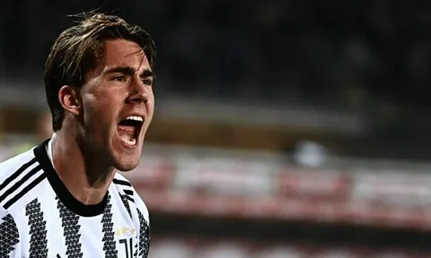 Chelsea sẵn sàng thâu tóm Vlahovic ngay tháng Giêng