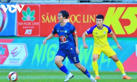 Mức thưởng Tết khó tin tại V-League