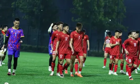 Sao Trung Quốc giả vờ chấn thương để "né" ĐTQG