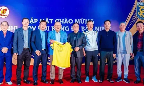 HLV Park Hang-seo chính thức có bến đỗ mới