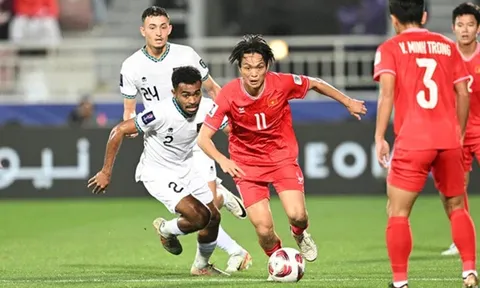 "Việt Nam gặp đối thủ như Iraq đã rất khó rồi, sao đi World Cup nổi"