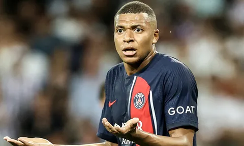 Mbappe gật đầu với Gã khổng lồ Premier League