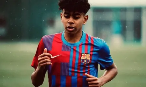 Barcelona trao cơ hội cho thần đồng 15 tuổi ở Copa del Rey