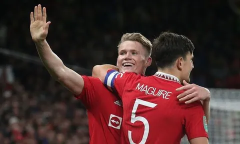 Bất ngờ Maguire, McTominay