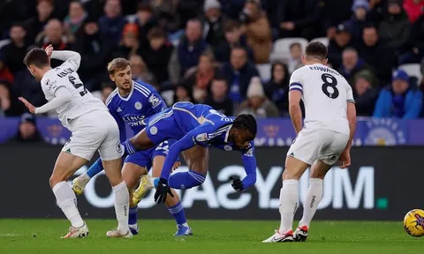 Tấn công vũ bão, Leicester City lại thắng hủy diệt