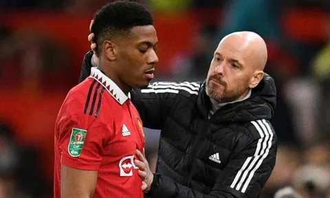 Antony và Martial liên tiếp báo tin xấu cho Man Utd