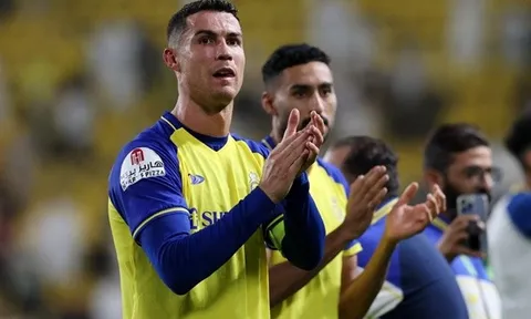 Ronaldo liên hệ Atletico để trở lại châu Âu